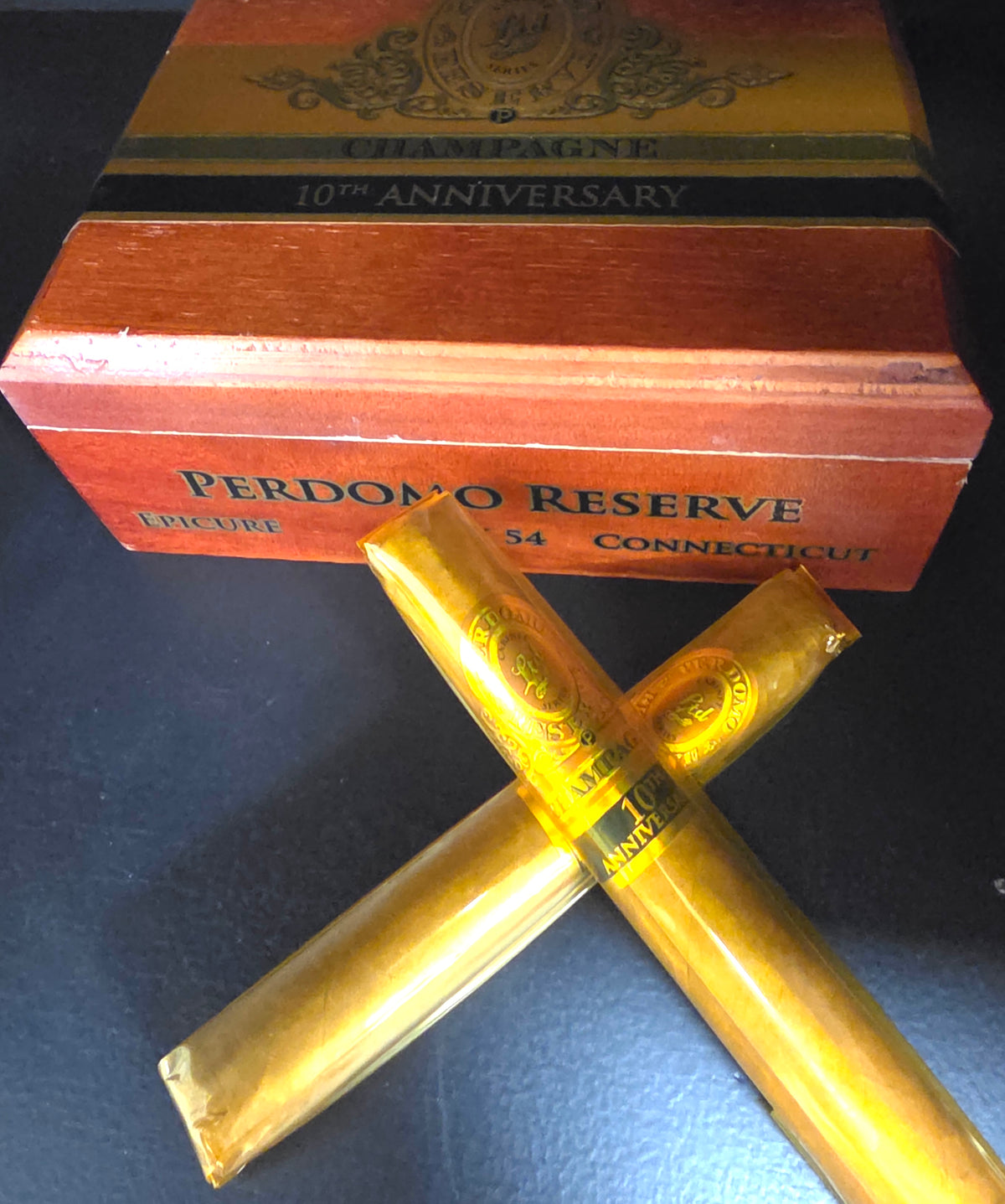Perdomo 10th Anniversary Champagne
