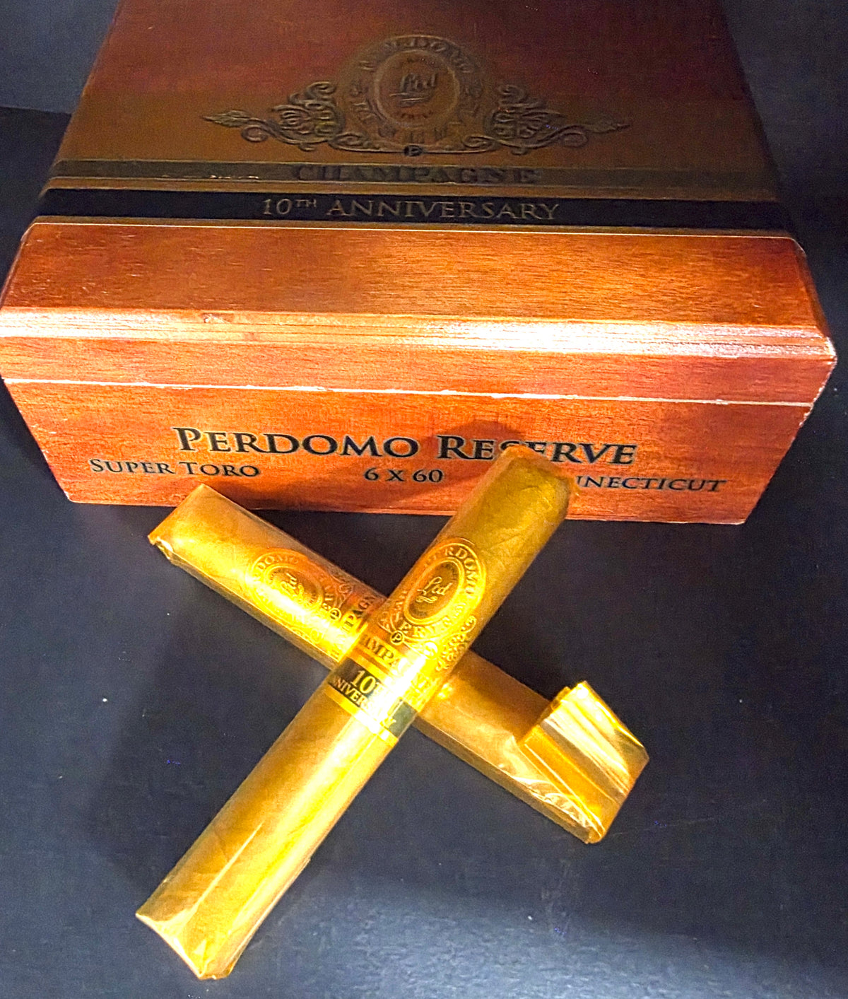 Perdomo 10th Anniversary Champagne